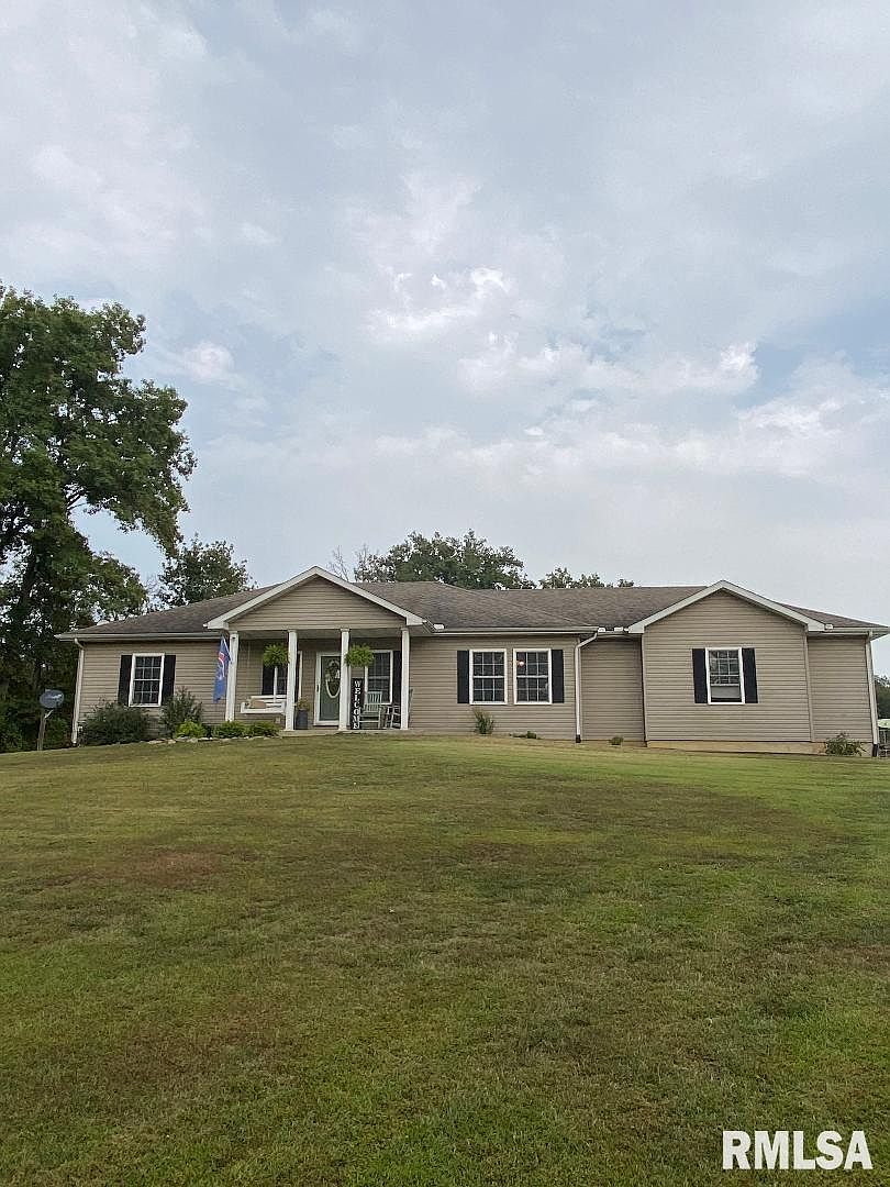 398 Gilliland Rd, Walnut Hill, IL 62893 Zillow