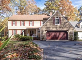 2517 Whispering Oaks Ct, Midlothian, VA 23112