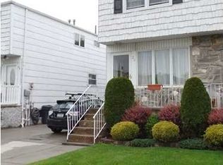 26 Mulberry Ave, Staten Island, NY 10314