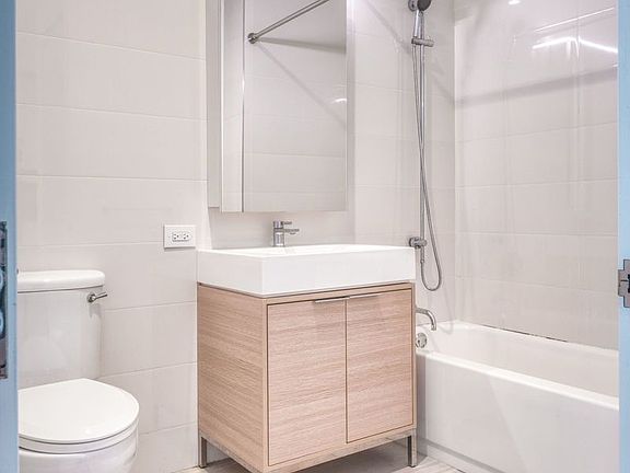 5th image of 180 Water St APT 1712