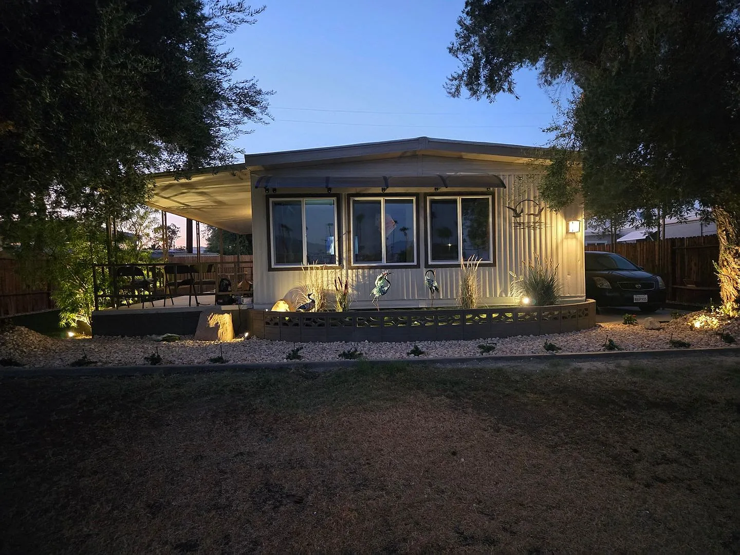 Charming 2BR Doublewide home in Thousand Palms CA — Photo 1