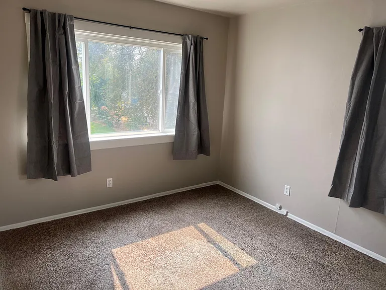 1311 N Madison St #4 — Photo 6