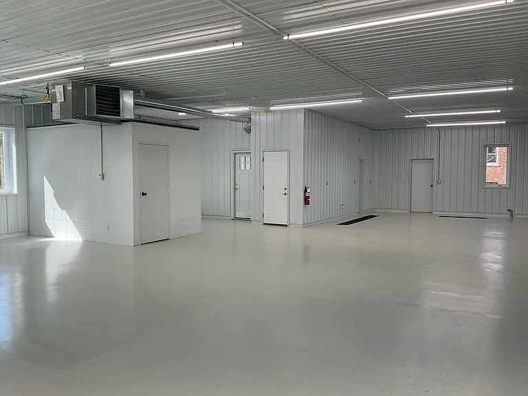 Open Concept / Storage Area