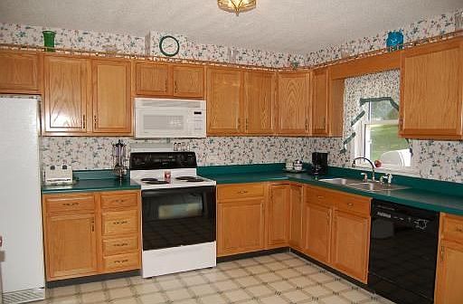 2nd image of 740 Morningstar Dr