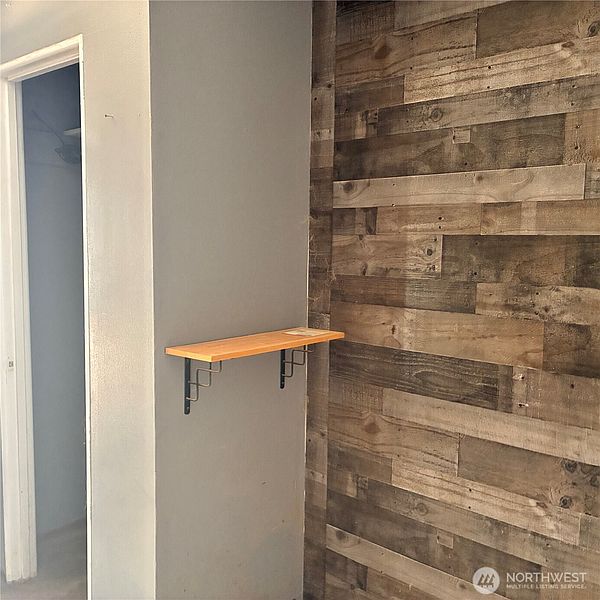 3rd image of 239 NE H Street