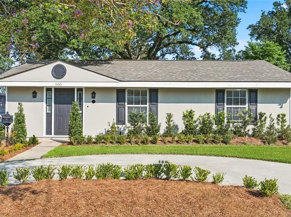 500 Moss Ln, River Ridge, LA 70123