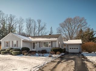 29 Old Ferry Rd, Haverhill, MA 01830