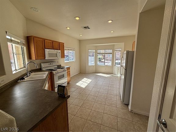 2nd image of 3532 Diamond Belle Ct