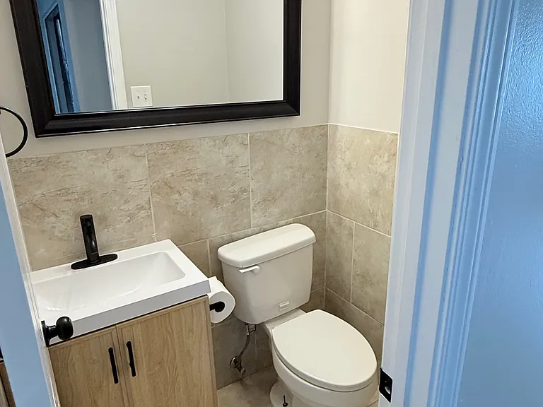 308 Park Ln #308 — Photo 8