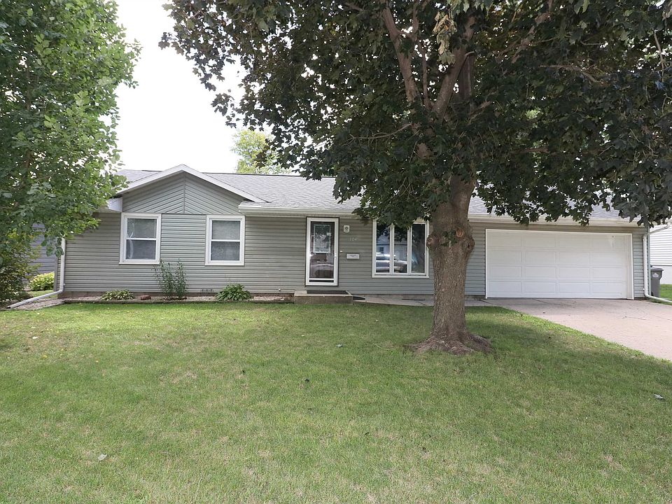 1st image of 304 9th St SW