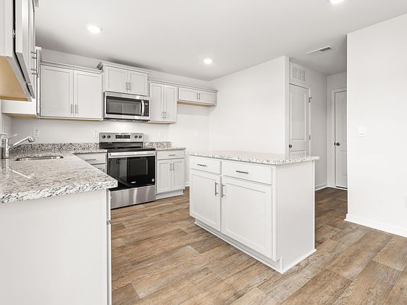 7th image of this home
