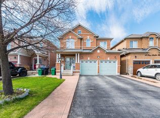 62 Long Meadow Rd, Brampton, ON L6P 1Z9