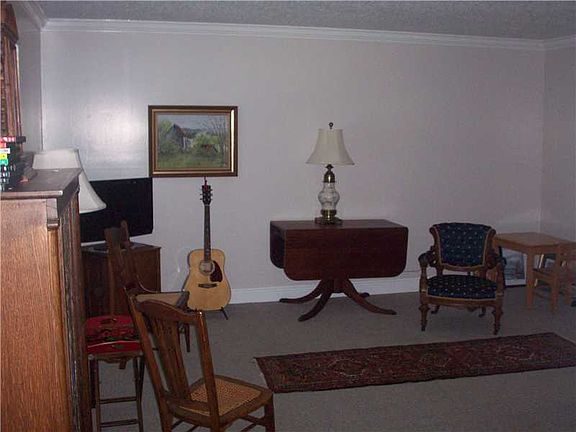 5th image of 3817 Tall Pines Dr