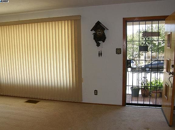 5th image of 116 Lois Ave