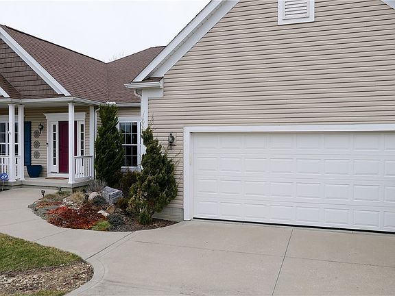 2nd image of 2527 Buckeye Blvd