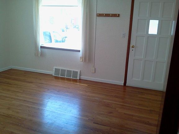 2nd image of 1407 Bauman Ave