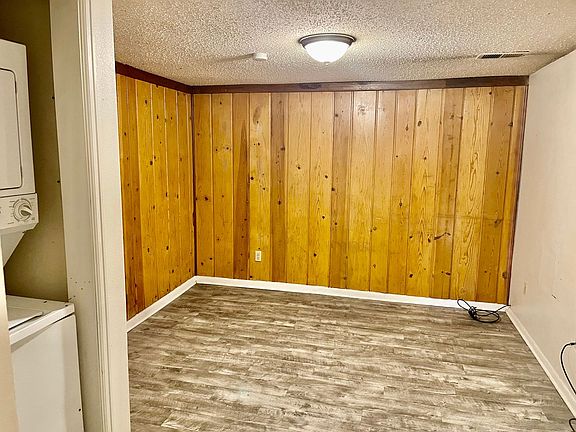 4th image of 1715 11th Ave APT C