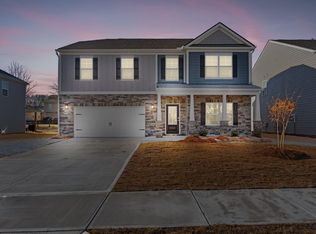 8146 Watercolour Ln, Ooltewah, TN 37363