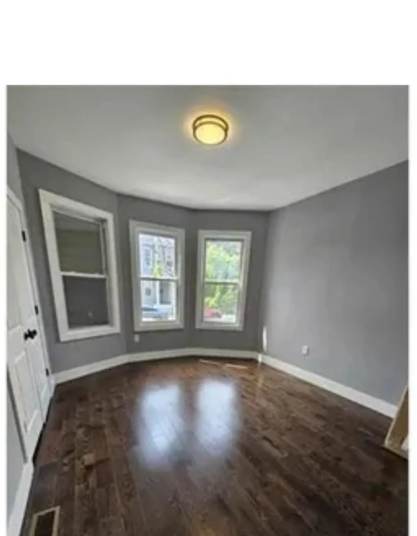 Building Photo - 808 S 17th St