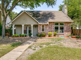 9425 Grant Dr, Rowlett, TX 75088