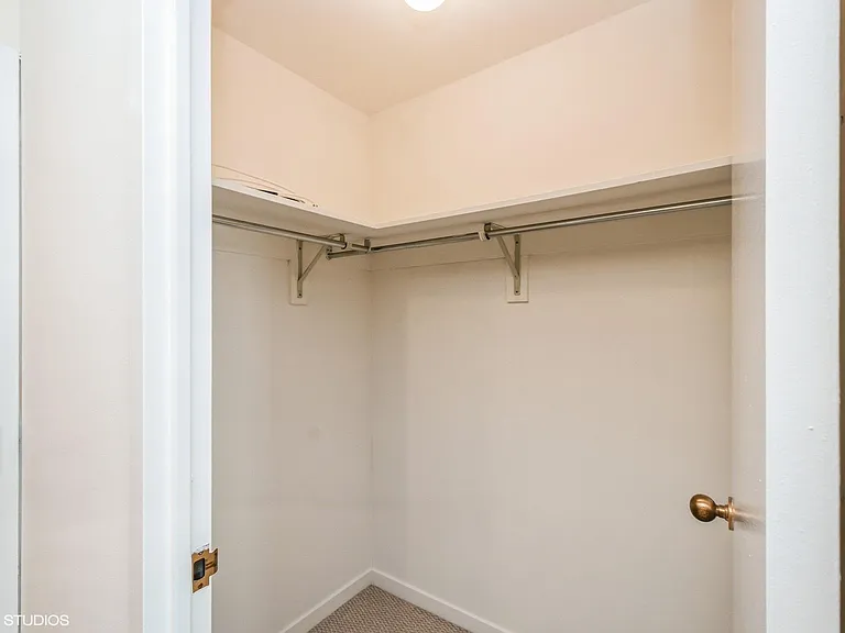 211 E Ohio St #1221 — Photo 10