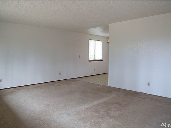2nd image of 3224 Cedarwood Ave