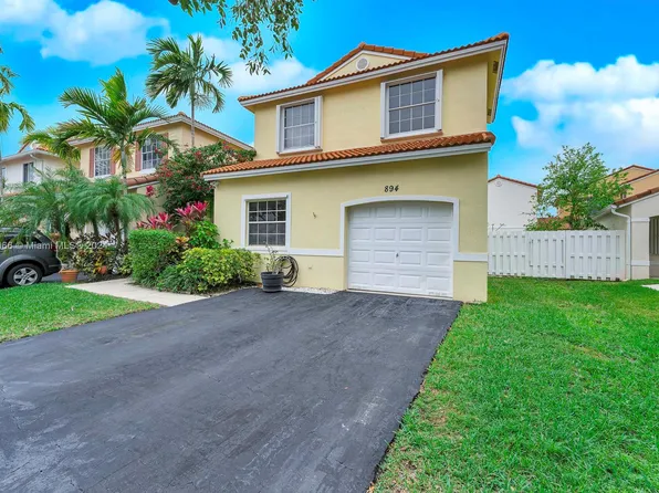894 SW 179th Ave, Pembroke Pines, FL 33029