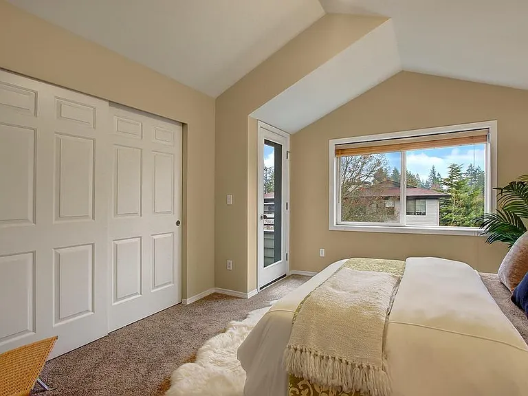 9501 Roosevelt Way NE #C — Photo 15