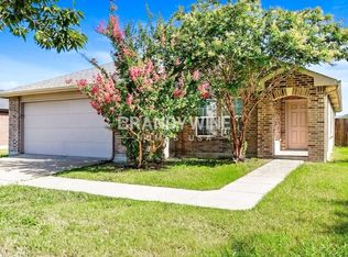411 Silver Leaf Dr, Fate, TX 75087