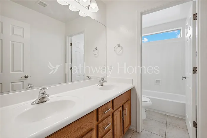 17762 W Watson Ln — Photo 17