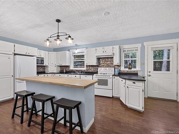 4th image of 77 Highfield Rd