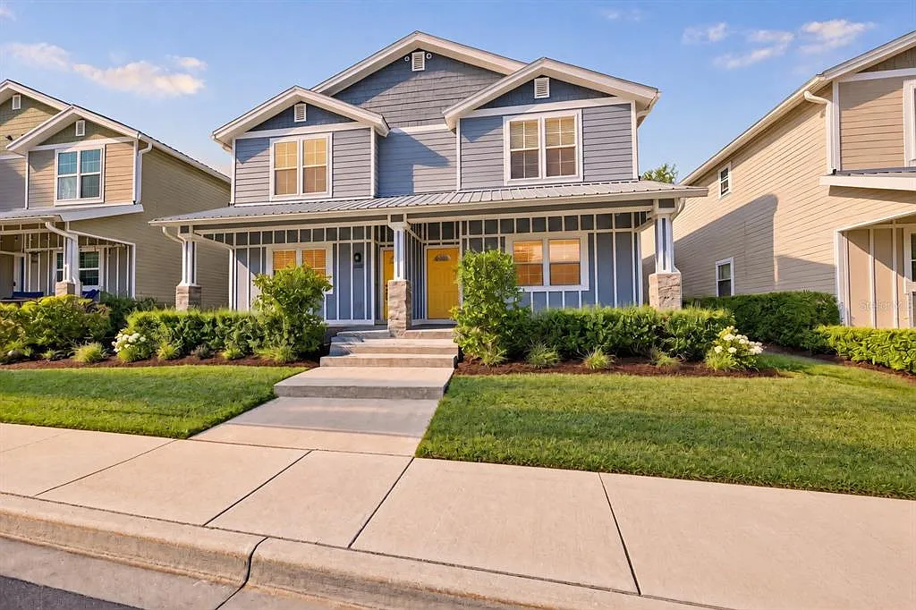 3 bed, 2.5 bath, 1436 sqft, $2,295 — Photo 1