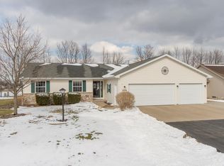 W5994 Garnet Dr, APPLETON, WI 54915