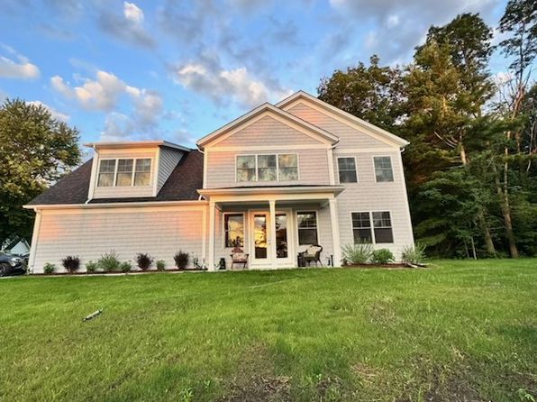 61 Entrance Rd