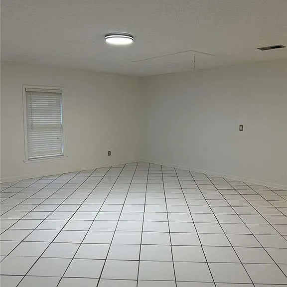 717 Shore Dr — Photo 8