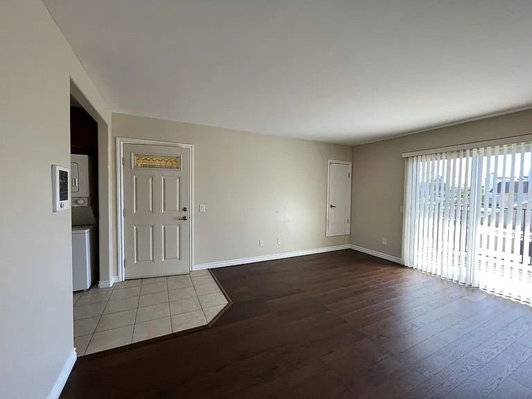 856 Calla Ave — Photo 1