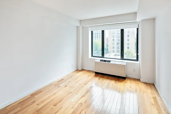 Rented by Compass | media 12