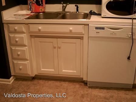 4th image of 2905 Fawnwood Cir