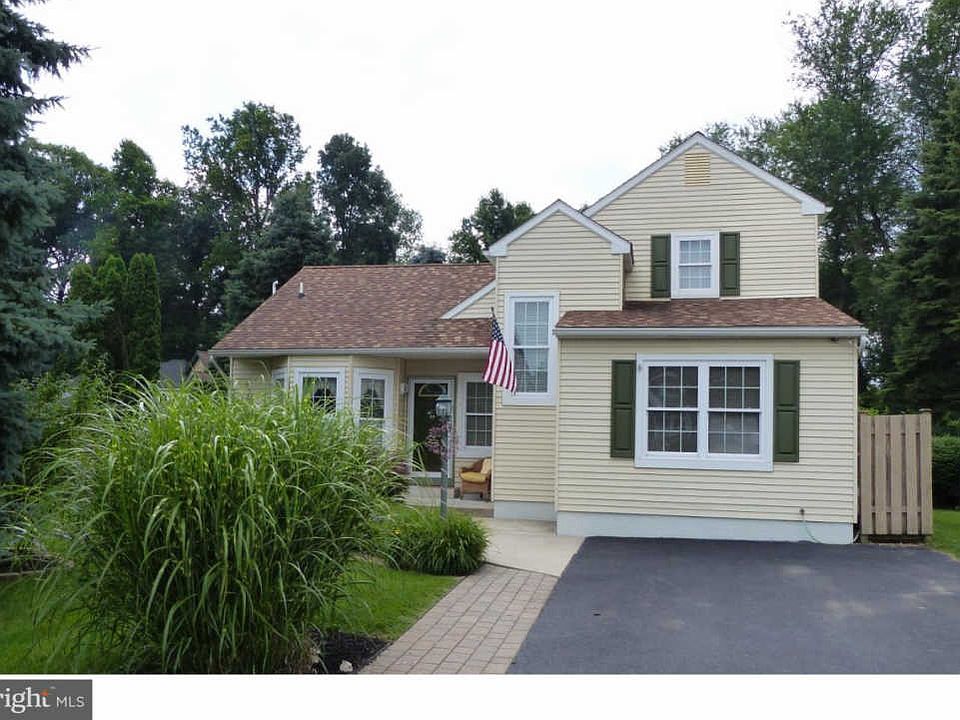 1st image of 1512 Clifford Cir
