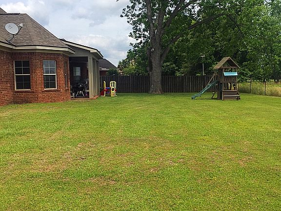 2nd image of 9720 Bella Dr