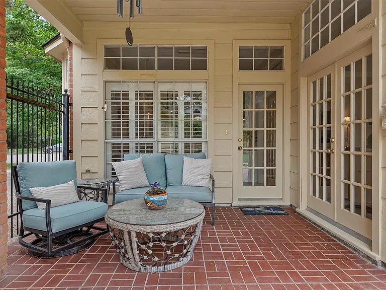1811 Wild Plum Ct — Photo 36