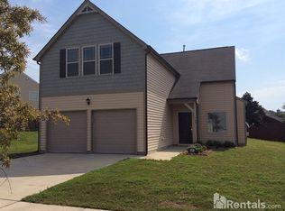 709 Sycamore Springs Dr, Fuquay Varina, NC 27526