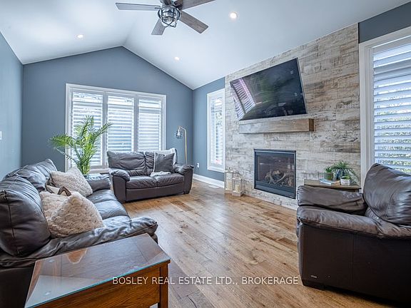 5th image of 1 Hurricane Rd