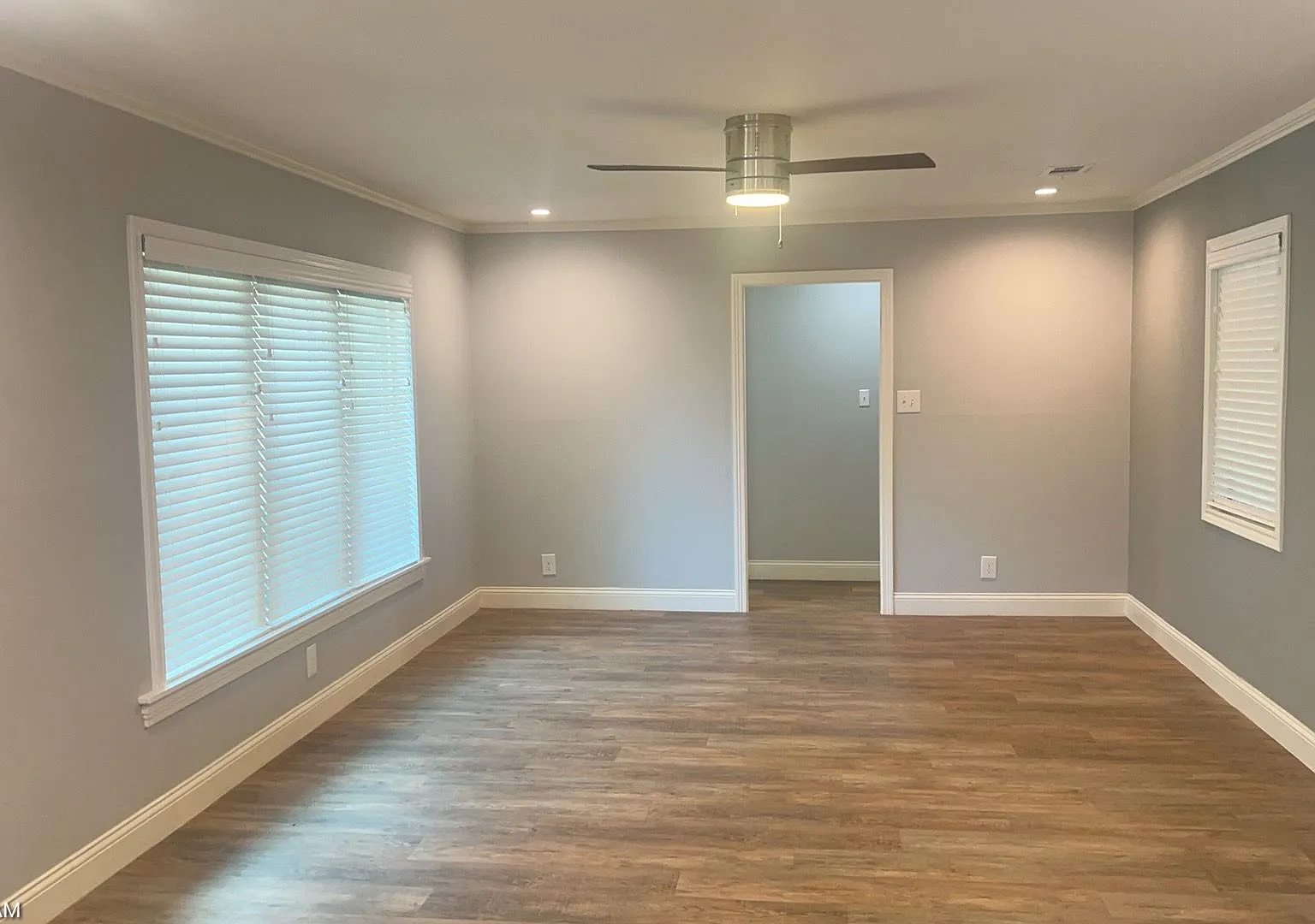 104 Varsity Circle Arlington,76013 — Photo 3