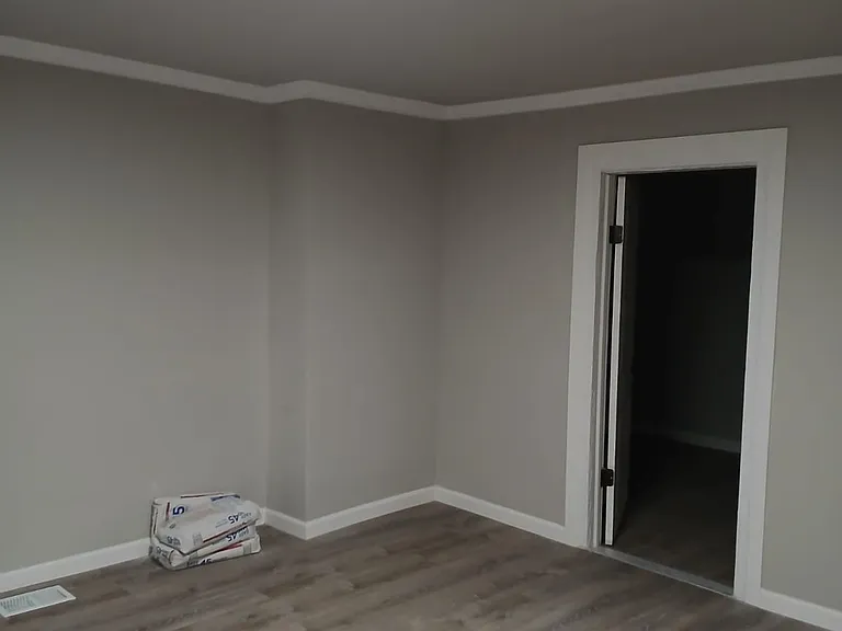 32 Prospect St #2 — Photo 8