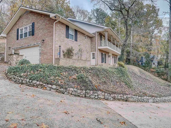 5 Sunset Dr, Anniston, AL 36207