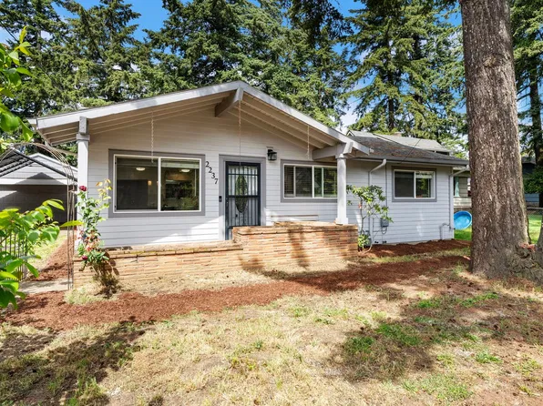 2237 SE 139th Ave, Portland, OR 97233