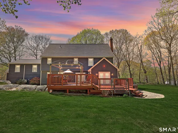 77 Melissa Lane, Prospect, CT 06712