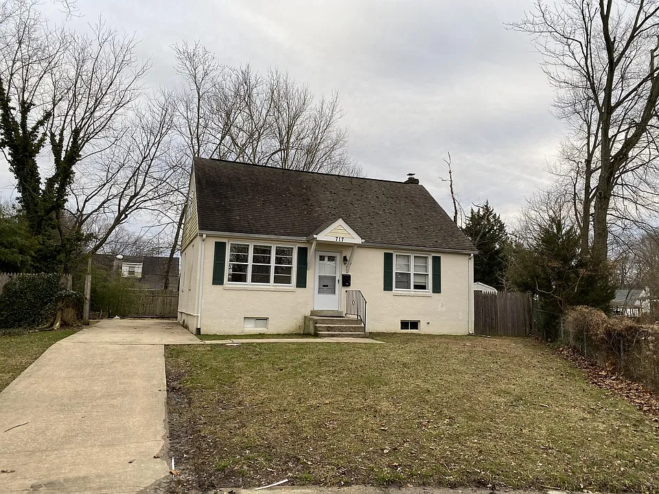 717 Susquehanna Cir
