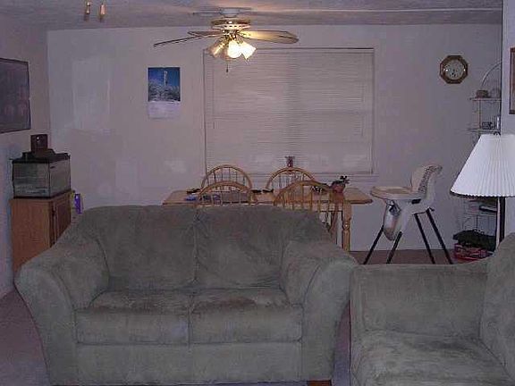 5th image of 601 S Penn Ln